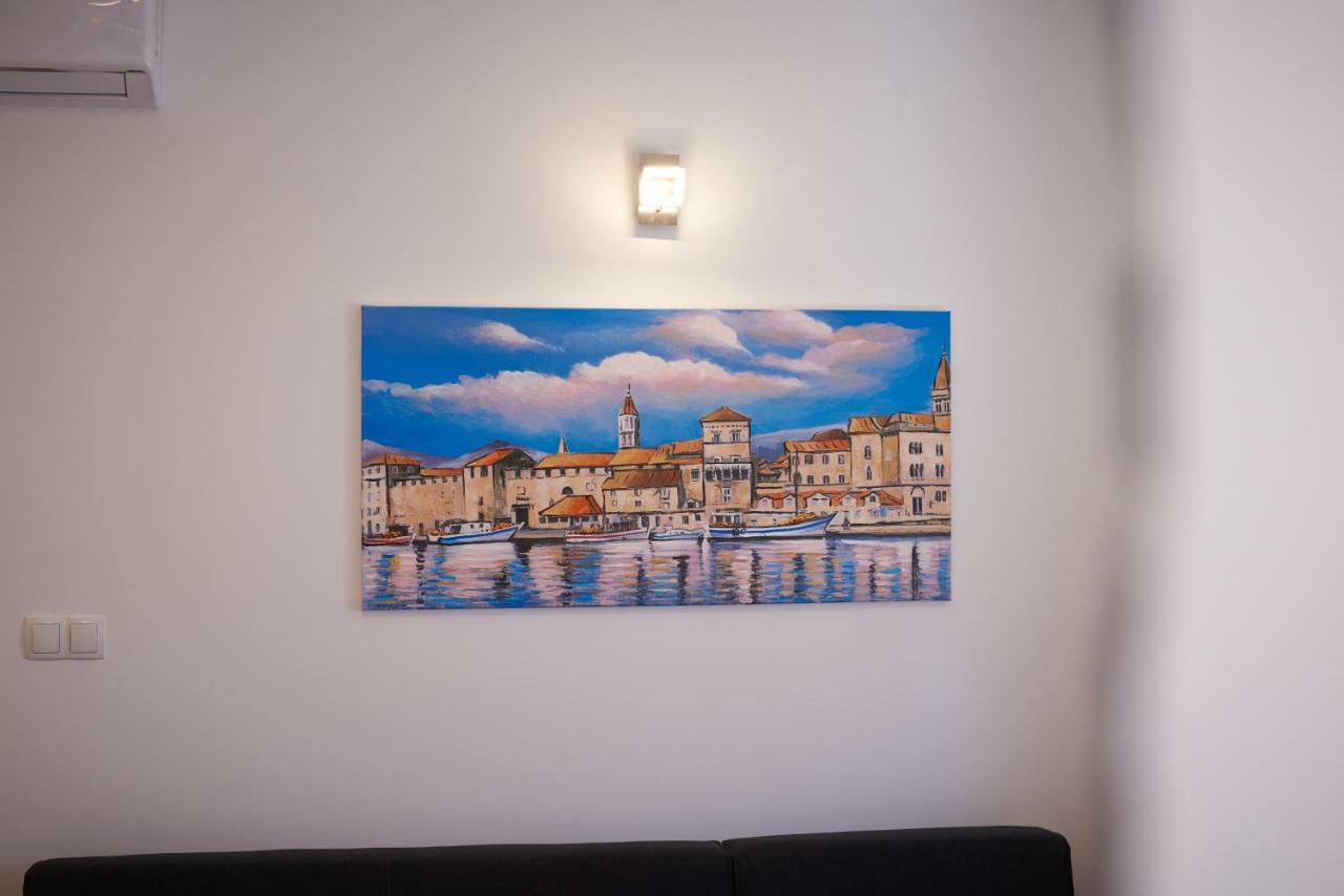 Appartement Apartman Jakov à Trogir Extérieur photo
